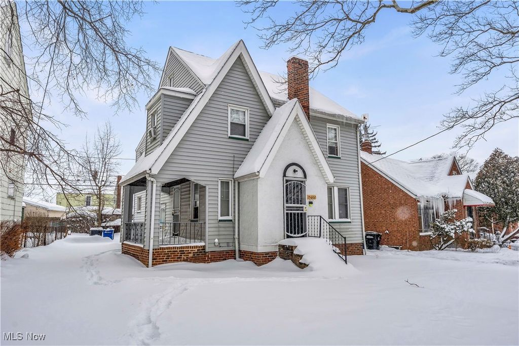Photo of 15602 Walden Avenue, Cleveland, OH 44128 (MLS # 5184429)