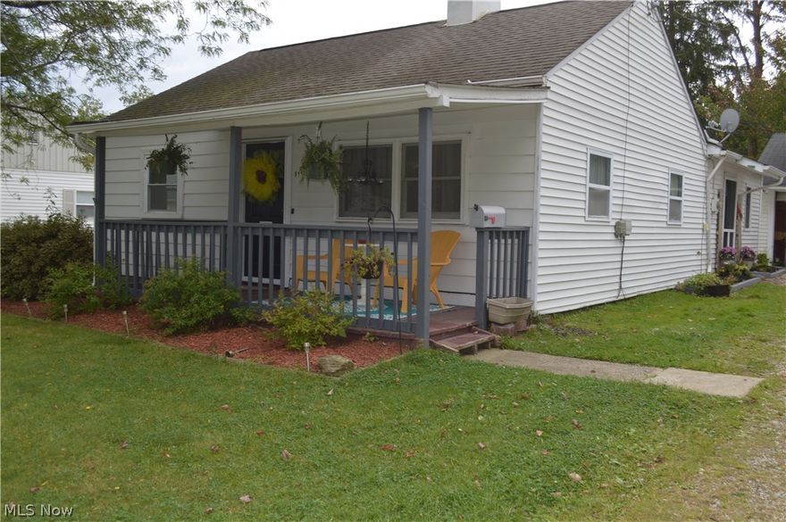 Huge price drop! One of the best values in Medina! This one won't last get your showing scheduled! Home warranty! New vinyl plank flooring. Seller will consider any reasonable offer! Come out and take a look at this great deal! I cant talk enough about this huge master bedroom! Looking to down size or just getting started, this is the home for you! Single floor living at its best! Enjoy those long lazy days of summer on the front porch. This home is in a great location with easy access to the historic Medina square which boasts a local farm market! Furnace and central air conditioning in 2012. Updated kitchen with stainless steel appliances. New luxury vinyl plank flooring dining room/family room and also in the large master bedroom. Enjoy the easily maintained well shaded yard perfect for entertaining!