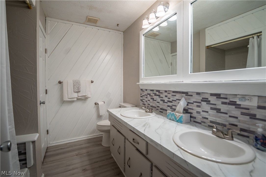 Alpine Village - Residential