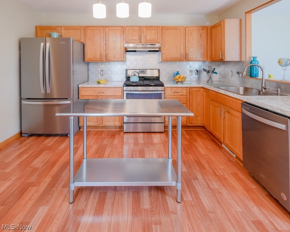 Woods/Windsor Pointe Ph I - Residential