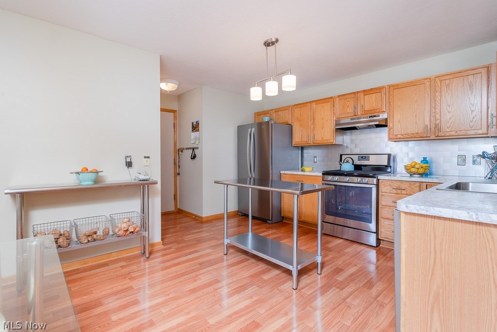 Woods/Windsor Pointe Ph I - Residential