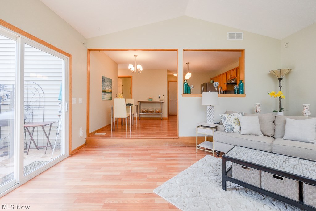 Woods/Windsor Pointe Ph I - Residential