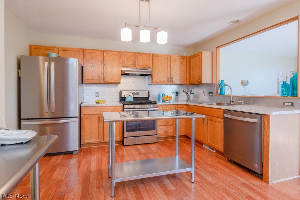 Woods/Windsor Pointe Ph I - Residential