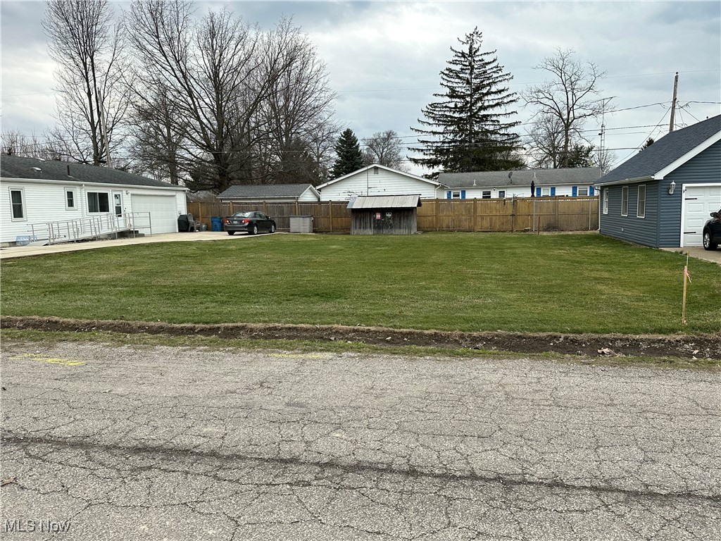 Roxboro Road, Vermilion, Ohio image 2
