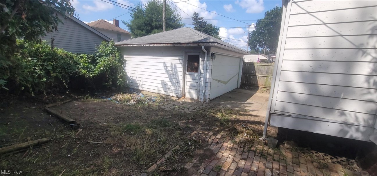Photo 8 of 20 of 1609 Ardoyne Avenue house