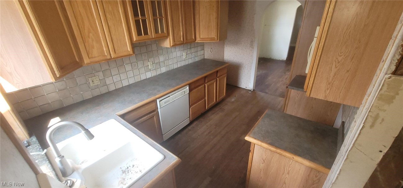 Photo 9 of 20 of 1609 Ardoyne Avenue house