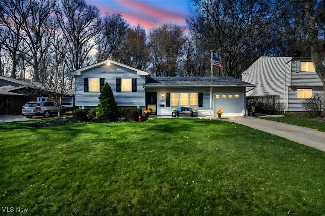 23904 Amesbury Drive, North Olmsted, Ohio image 1