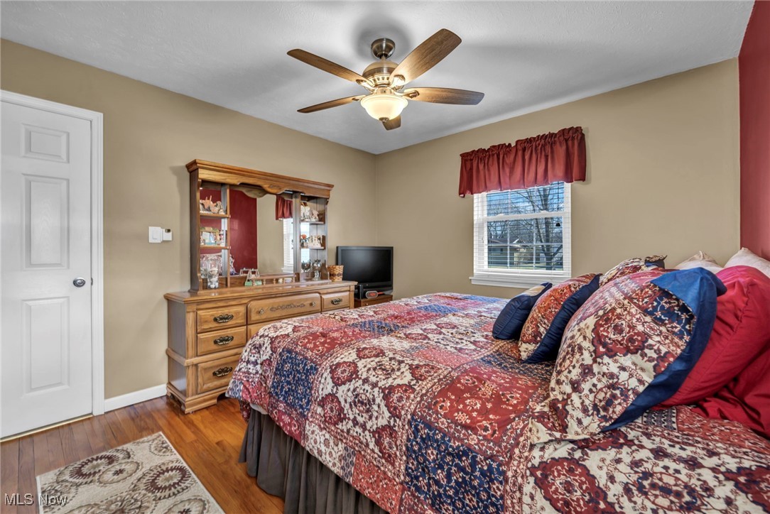 23904 Amesbury Drive, North Olmsted, Ohio image 24