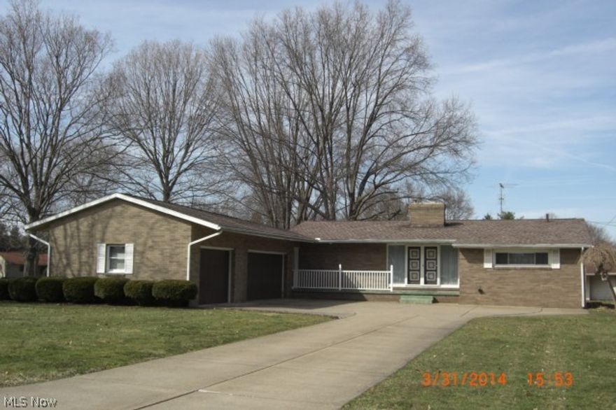 3 bedroom brick ranch on corner lot. Newer appliances. Range/oven 2012. Water softener 2011. Air compressor 2010. Carpet 2012. Breaker box 2010. Well pump 2014. 2 fans. 3 car garage. It's a real charm!  24 hours notice please!