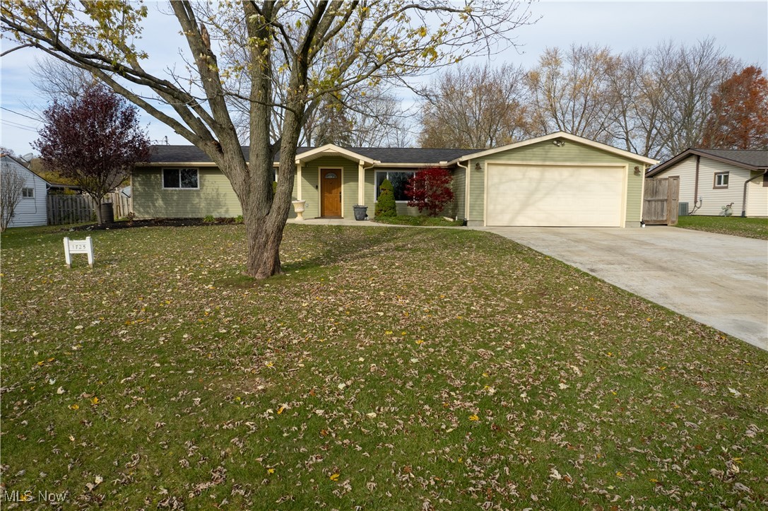 1725 Crock Drive, Streetsboro, Ohio image 2