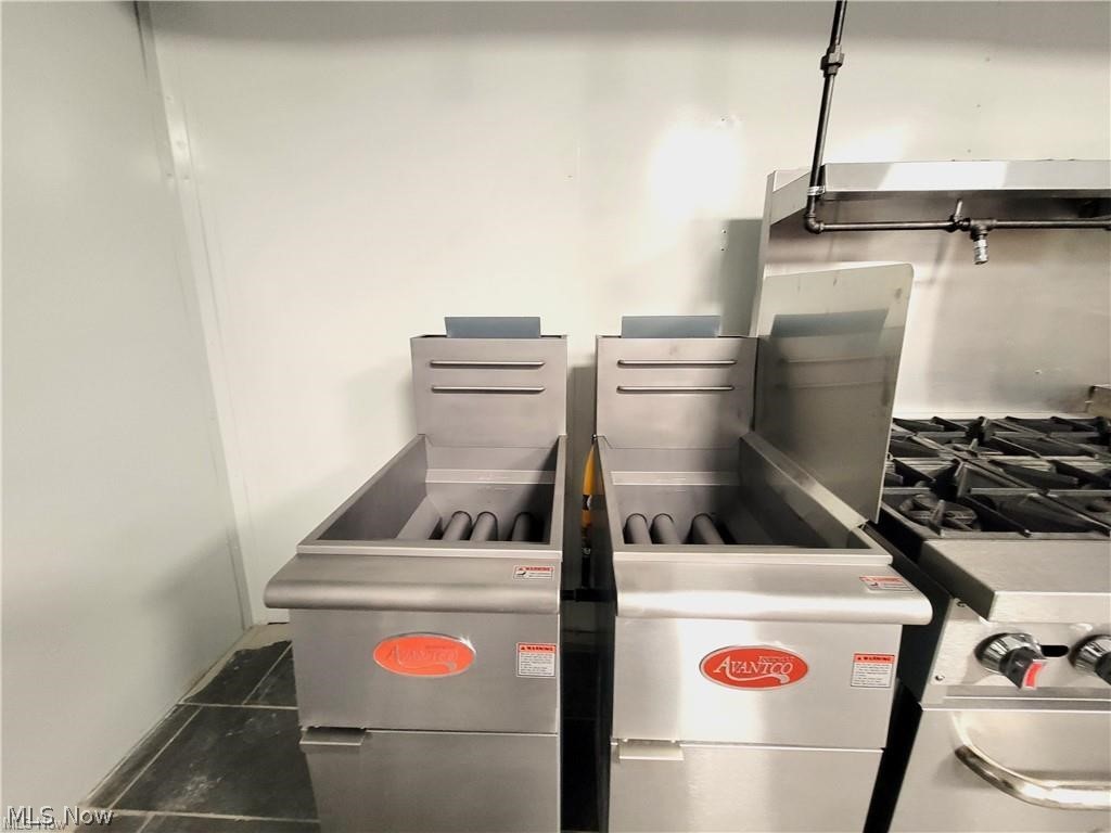 Gallup - Commercial Lease