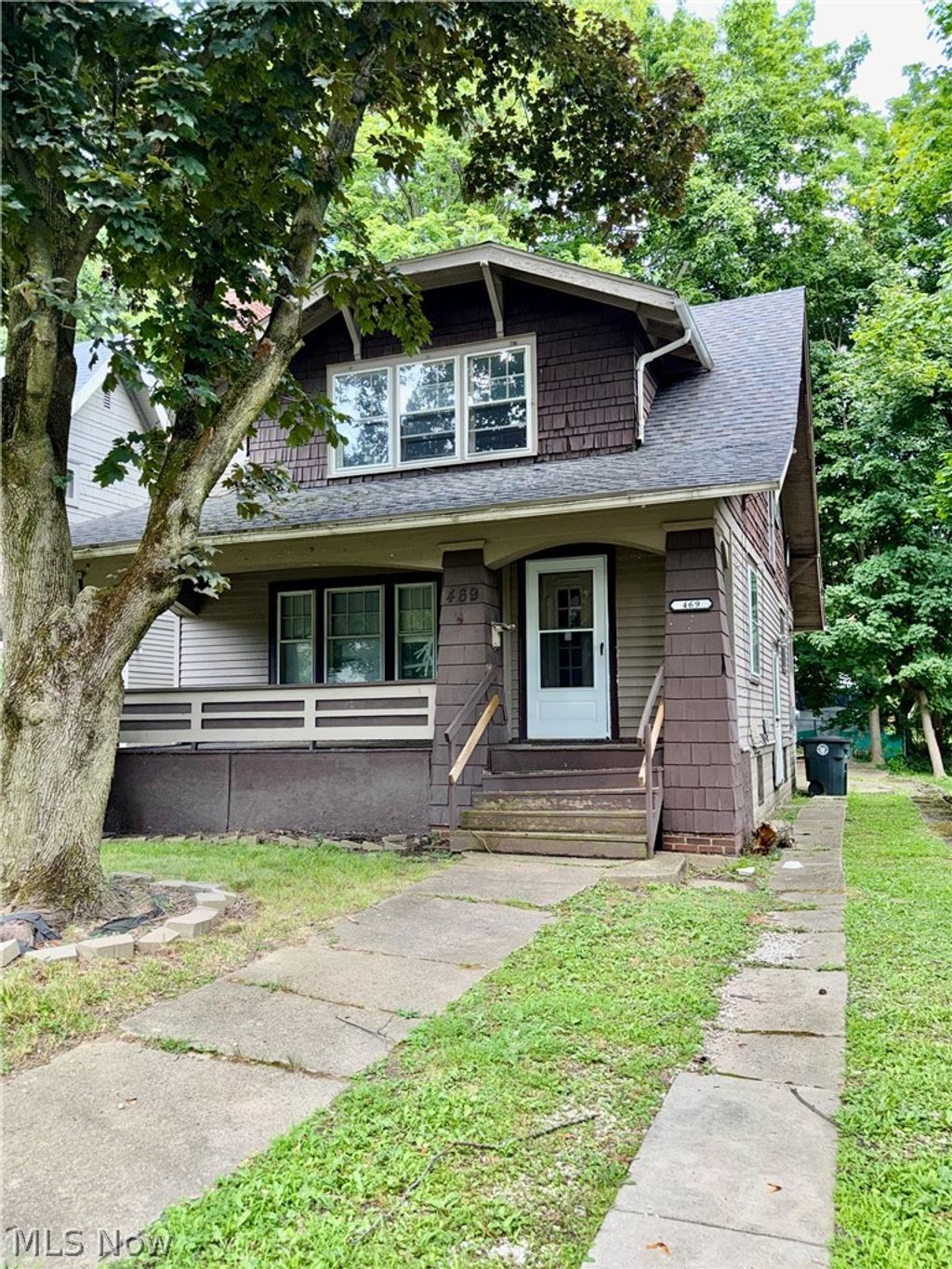 Photo of 469 Storer Avenue, Akron, OH 44320 (MLS # 5225552)