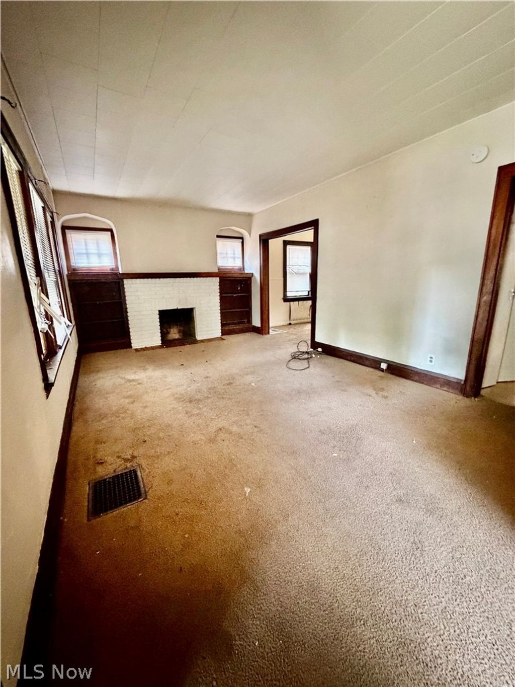 Photo of 469 Storer Avenue, Akron, OH 44320 (MLS # 5225552)