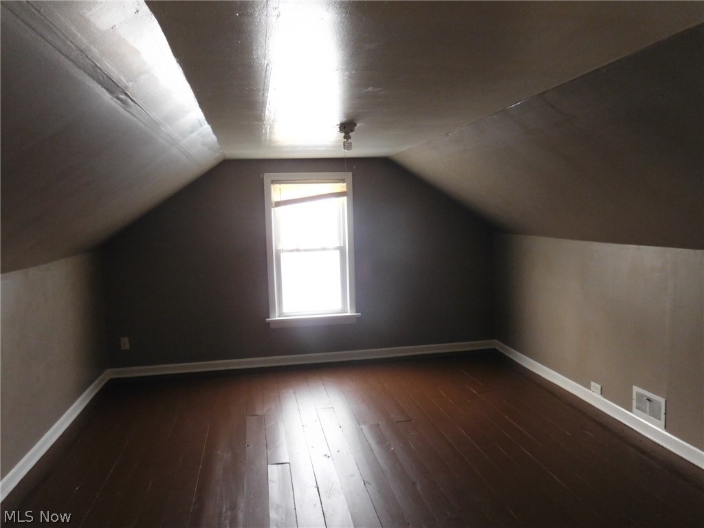 City/Youngstown - Residential Lease