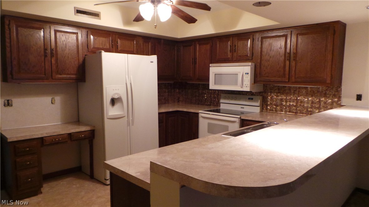 Ledgewood Condo - Residential