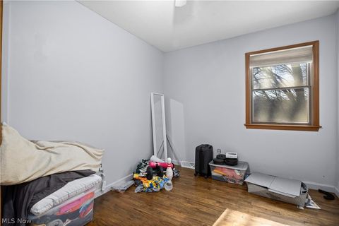 Tiny photo for 27261 Nantucket Drive, North Olmsted, OH 44070 (MLS # 5188866)