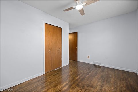 Tiny photo for 27261 Nantucket Drive, North Olmsted, OH 44070 (MLS # 5188866)