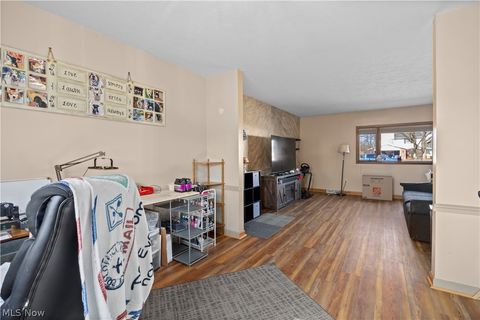 Tiny photo for 27261 Nantucket Drive, North Olmsted, OH 44070 (MLS # 5188866)