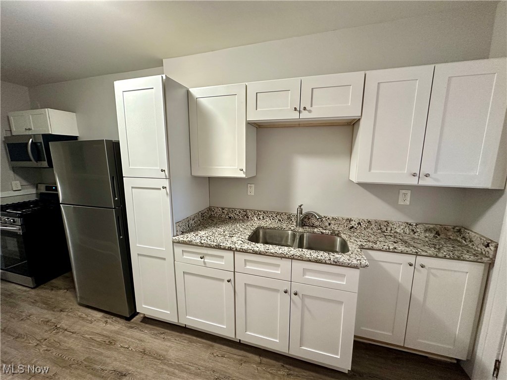 Mathews & Gilbert 03 - Residential Lease