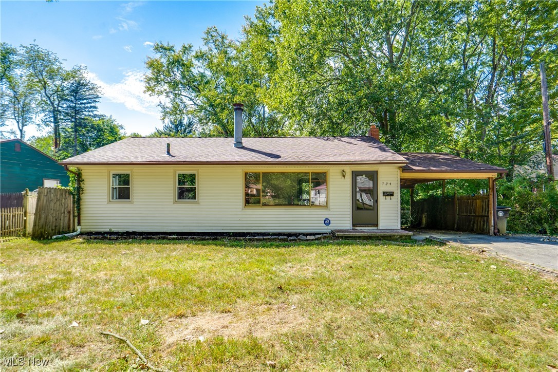 Welcome to 724 Hayden Ave! This charming Akron home has been thoughtfully updated inside and out, offering modern comfort with timeless character.
Step inside to find beautifully refinished hardwood floors that flow throughout the main living spaces. The kitchen has been tastefully updated with fresh finishes and fixtures, while the bathrooms have been modernized for a clean, stylish feel.
Major updates provide peace of mind, including a new roof, new furnace, and new hot water tank. Outside, the property has been regraded for improved drainage and curb appeal, making the exterior as inviting as the interior.
With its blend of classic features and thoughtful updates, this home is move-in ready and waiting for its next owner to enjoy. Don’t miss your chance to make it yours!