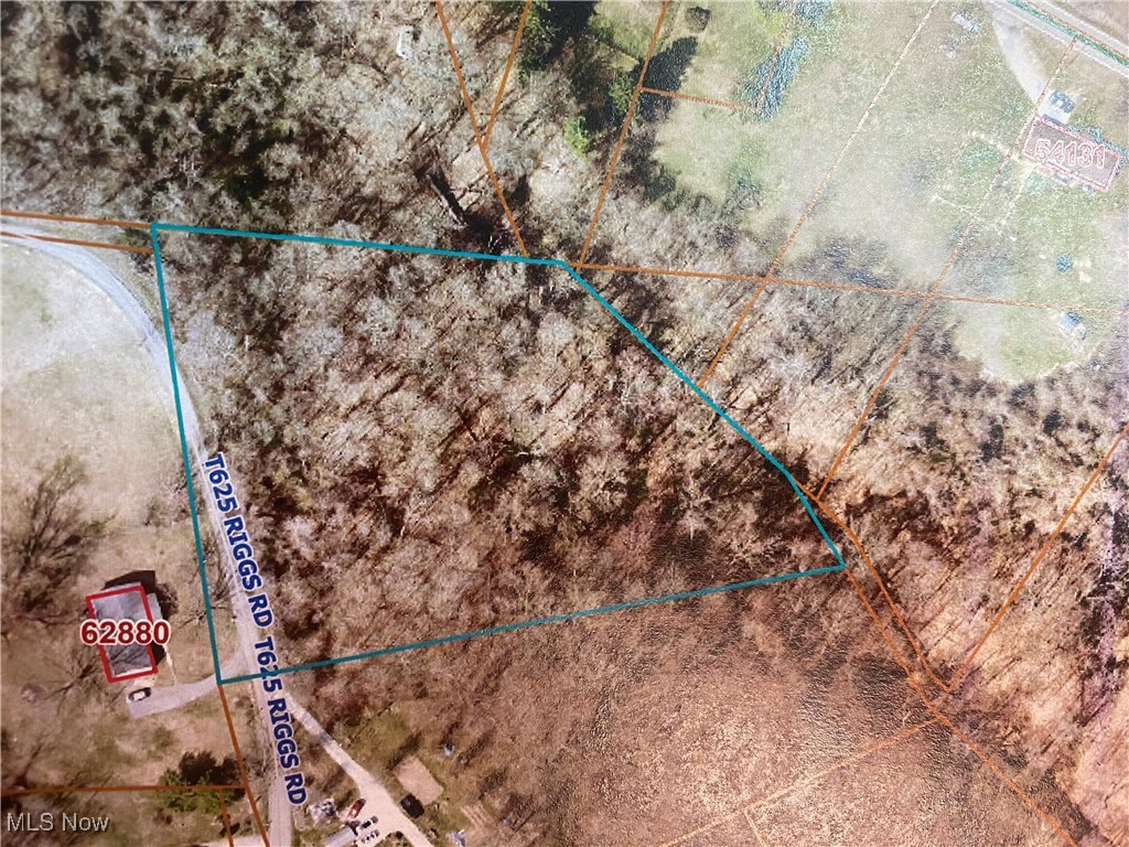 Riggs Road, Bellaire, Ohio image 5