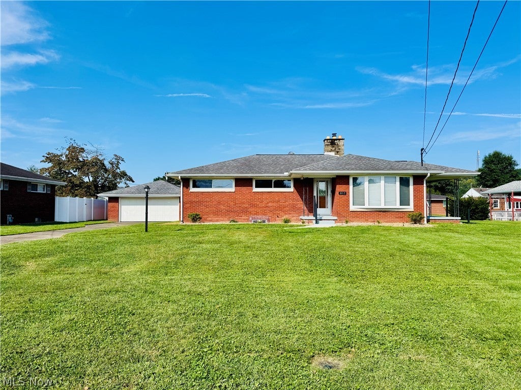 817 Morgan Avenue - Photo 2