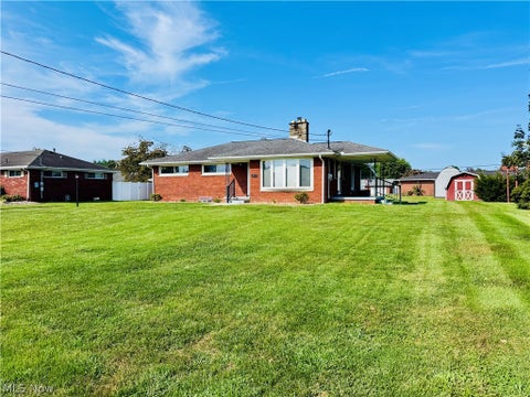 Tiny photo for 817 Morgan Avenue AVE, Belpre, OH 45714 (MLS # 5243308)