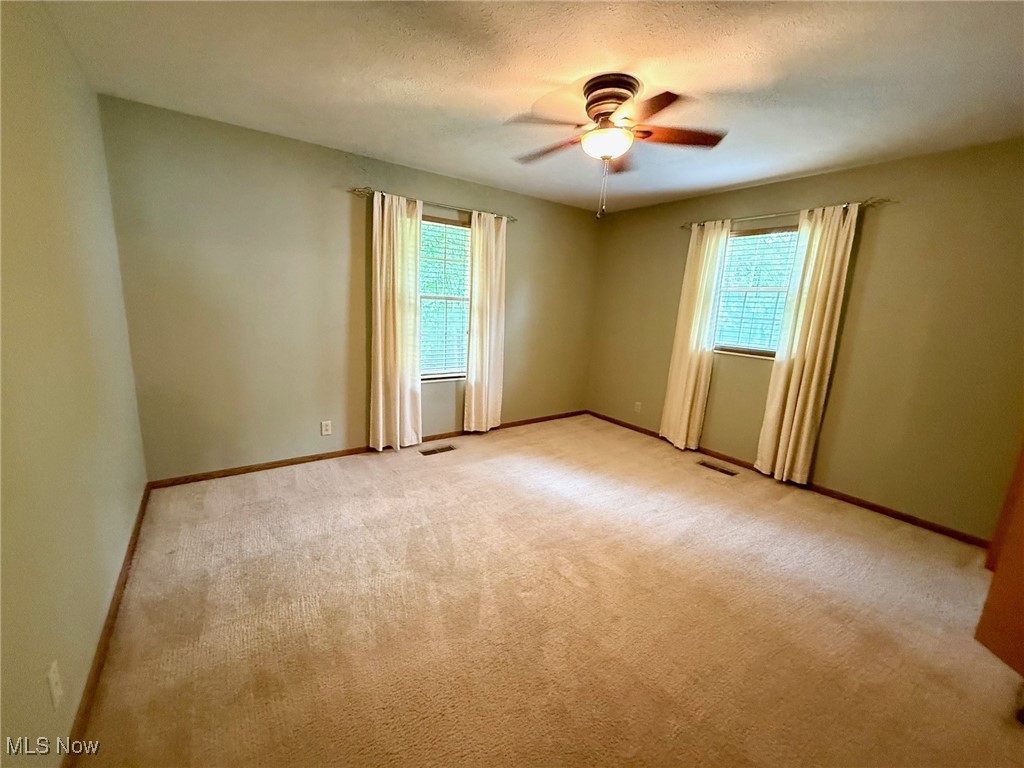 305 Flintwood Drive, Marietta, Ohio image 24