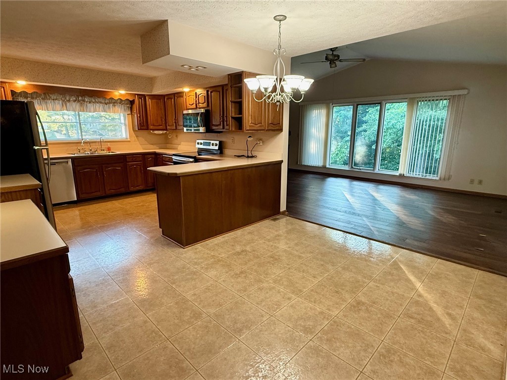 305 Flintwood Drive, Marietta, Ohio image 11