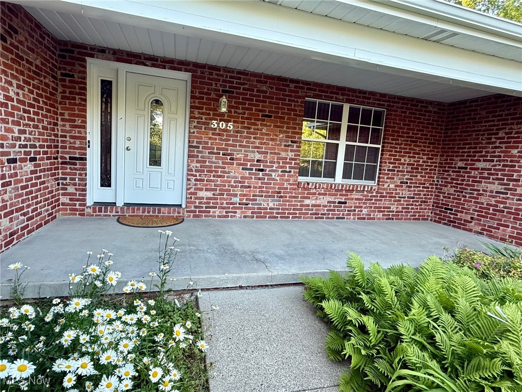 305 Flintwood Drive, Marietta, Ohio image 2