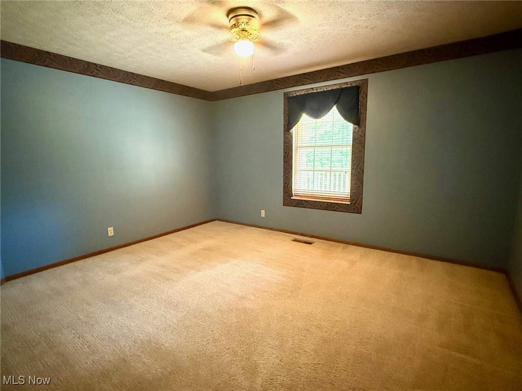305 Flintwood Drive, Marietta, Ohio image 26