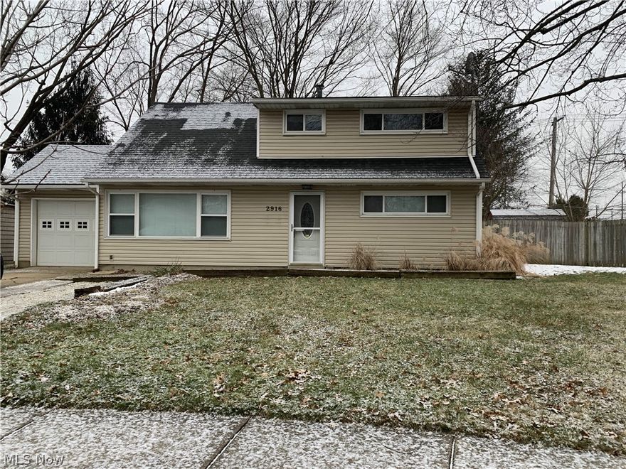 Are you looking to move into Cuyahoga Falls?  Looking for a house you can put your own touches on?  Here you go......This house has a newer furnace, newer hot water tank and newer windows all that is left if some cosmetic touches.  The back yard is completely fenced in and you are just seconds away from entertainment.  Call today for your private showing