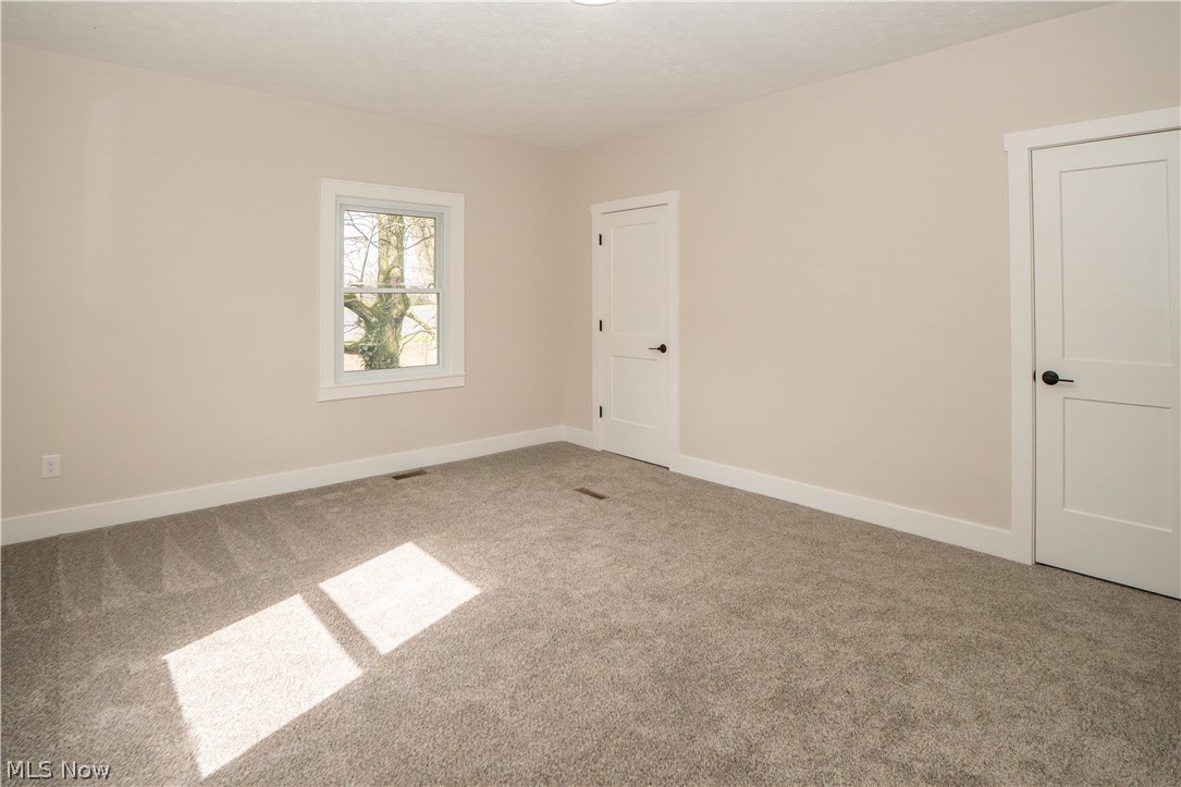 Village/Lakemore - Residential