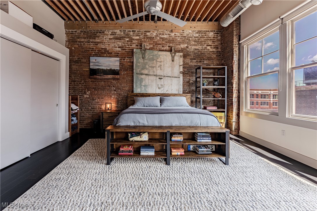 Erie Bldg Lofts Condo - Residential