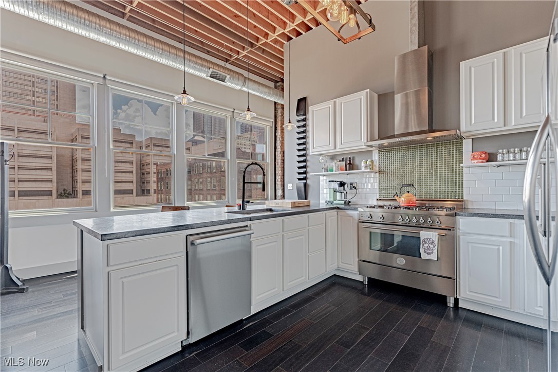 Erie Bldg Lofts Condo - Residential