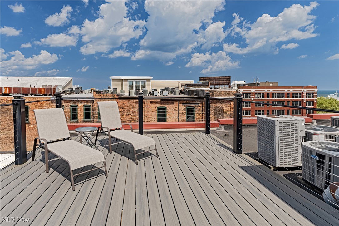 Erie Bldg Lofts Condo - Residential