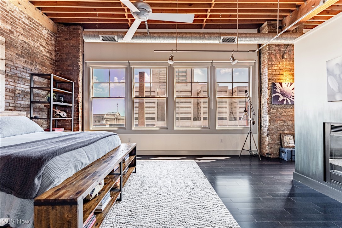 Erie Bldg Lofts Condo - Residential