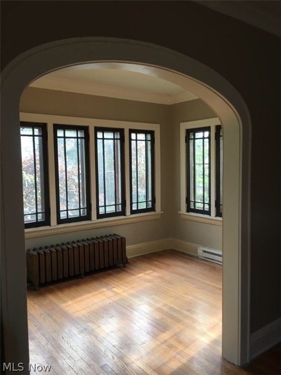 Bures - Commercial Sale