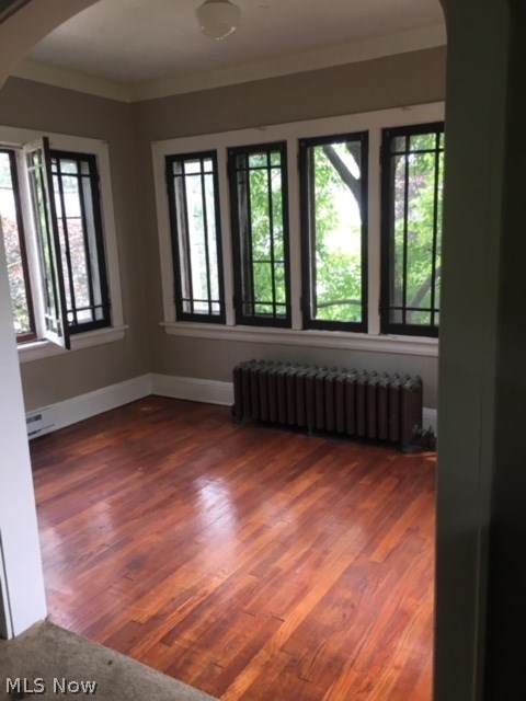 Bures - Commercial Sale