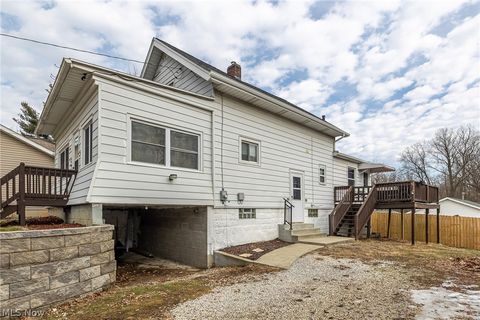 Tiny photo for 1845 Seattle Street, Cuyahoga Falls, OH 44221 (MLS # 5187747)