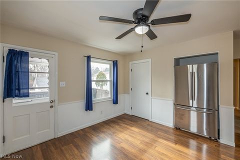 Tiny photo for 1845 Seattle Street, Cuyahoga Falls, OH 44221 (MLS # 5187747)