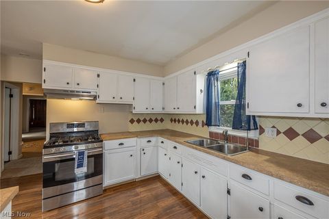 Tiny photo for 1845 Seattle Street, Cuyahoga Falls, OH 44221 (MLS # 5187747)