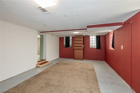 Tiny photo for 1845 Seattle Street, Cuyahoga Falls, OH 44221 (MLS # 5187747)