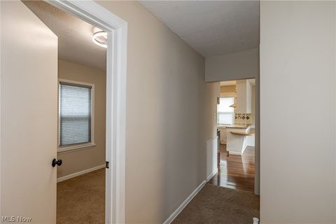 Tiny photo for 1845 Seattle Street, Cuyahoga Falls, OH 44221 (MLS # 5187747)