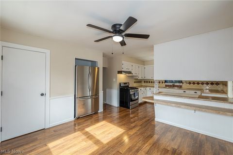 Tiny photo for 1845 Seattle Street, Cuyahoga Falls, OH 44221 (MLS # 5187747)