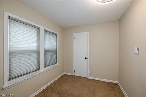 Tiny photo for 1845 Seattle Street, Cuyahoga Falls, OH 44221 (MLS # 5187747)