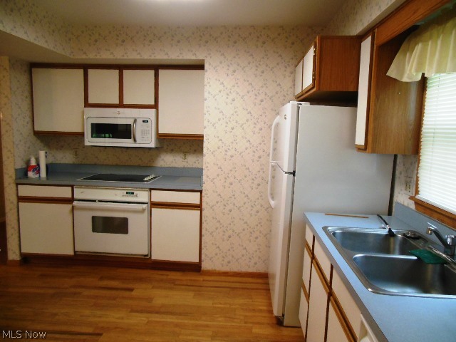 Hallworth Manor Estates 01 - Residential