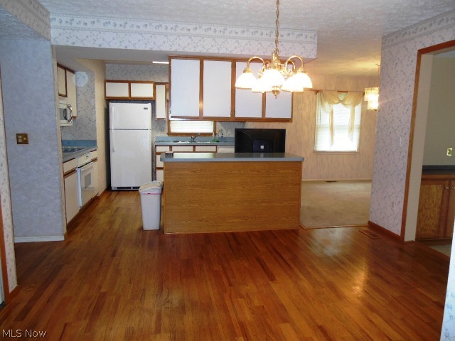 Hallworth Manor Estates 01 - Residential