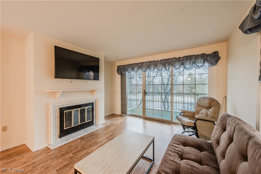 Labelle Fountaine Condo - Residential