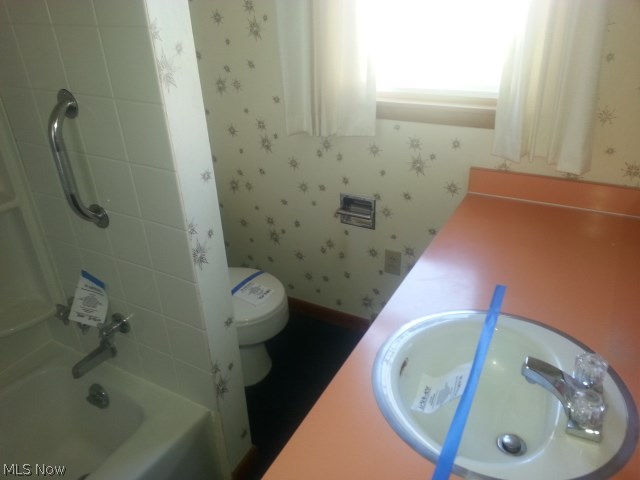 Connecticut Western Revenue - Residential